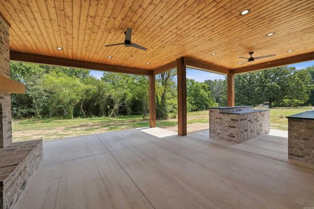 12 Neva Ridge Road, Greenbrier, AR 72058