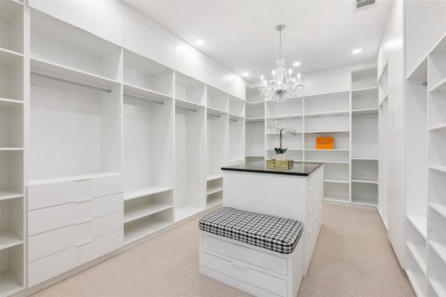 310 Bella Montagna CIR, Austin, TX 78734