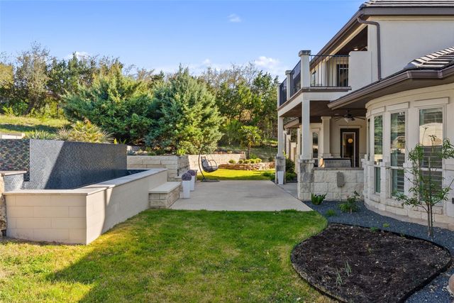 310 Bella Montagna CIR, Austin, TX 78734