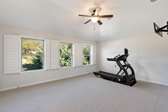 310 Bella Montagna CIR, Austin, TX 78734