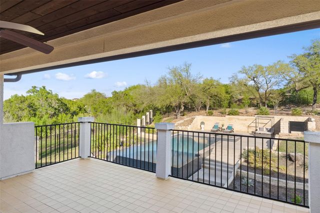 310 Bella Montagna CIR, Austin, TX 78734