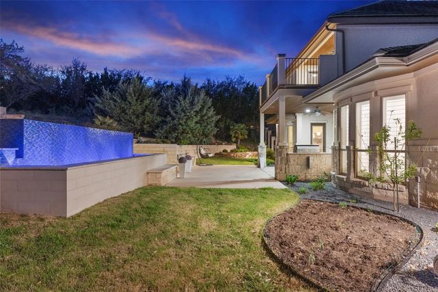 310 Bella Montagna CIR, Austin, TX 78734