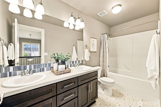 3866 Apollo Way, Gig Harbor, WA 98332