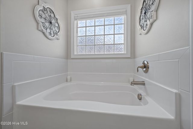 211 Moonstone Court, Jacksonville, NC 28546