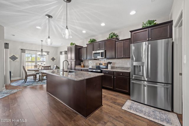 211 Moonstone Court, Jacksonville, NC 28546