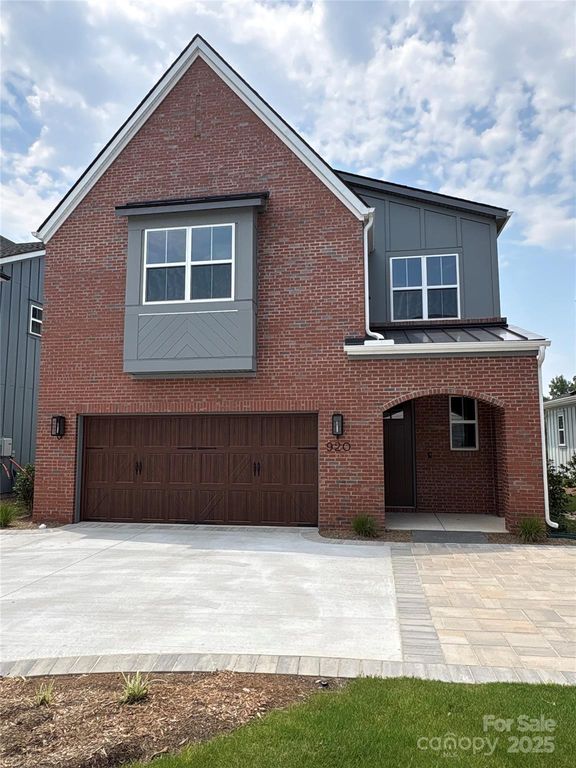 920 Coast Drive, Tega Cay, SC 29708