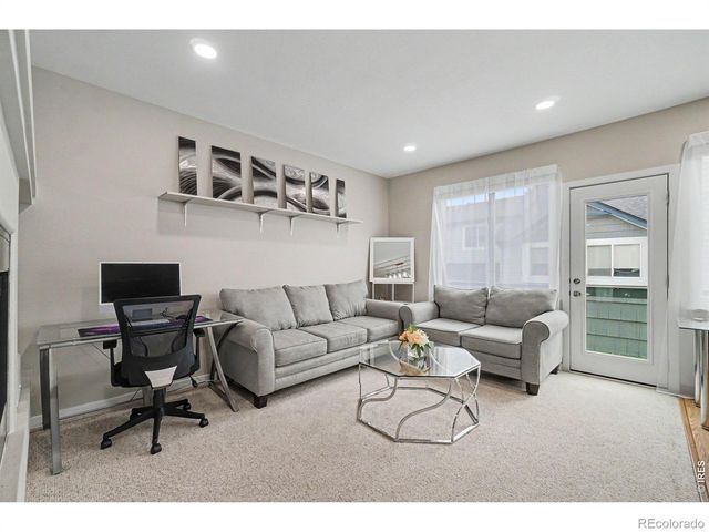 604 Barberry Drive, Longmont, CO 80503
