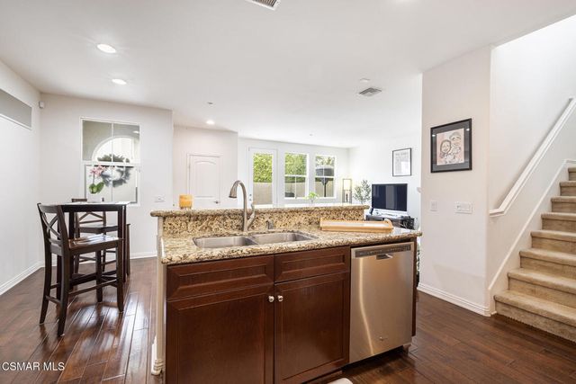 1513 Silver Shadow Drive, Newbury Park, CA 91320