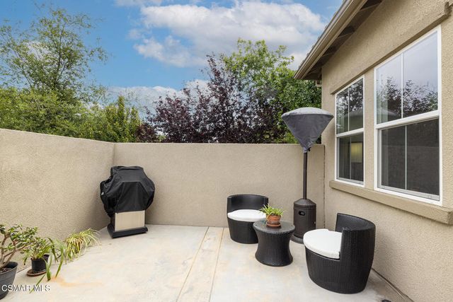 1513 Silver Shadow Drive, Newbury Park, CA 91320