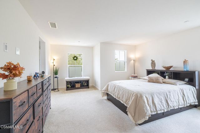 1513 Silver Shadow Drive, Newbury Park, CA 91320