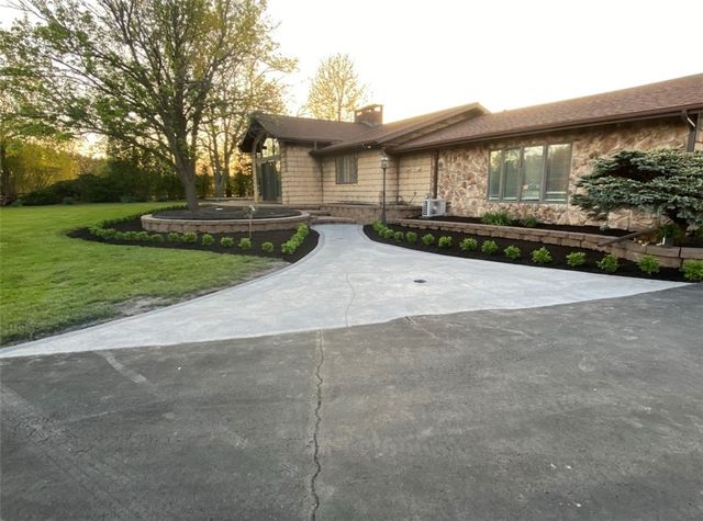 3163 County Route 121, Fayette, NY 13148