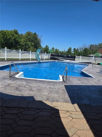 3163 County Route 121, Fayette, NY 13148