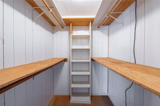 1423 N Wharton Street, El Campo, TX 77437