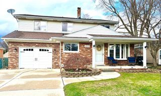 22935 Allor Street, Saint Clair Shores, MI 48082