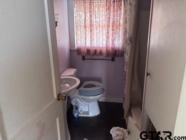 2310 W Rosemont, Tyler, TX 75702