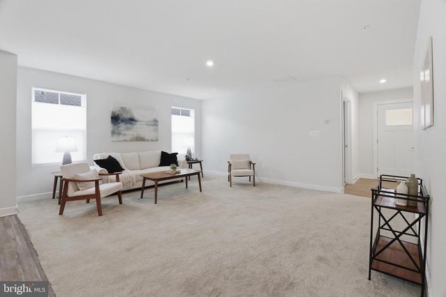 369 E CALVERT XING, North East, MD 21901