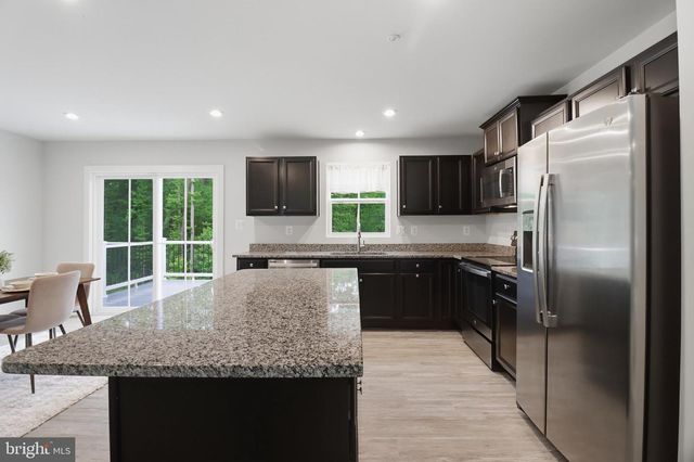 369 E CALVERT XING, North East, MD 21901