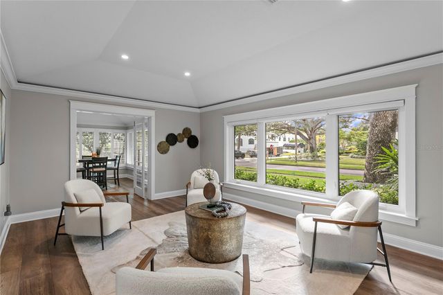 655 19TH AVENUE NE, St Petersburg, FL 33704