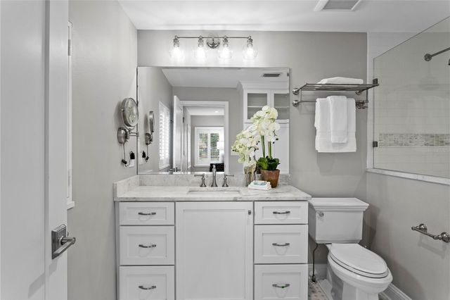 655 19TH AVENUE NE, St Petersburg, FL 33704