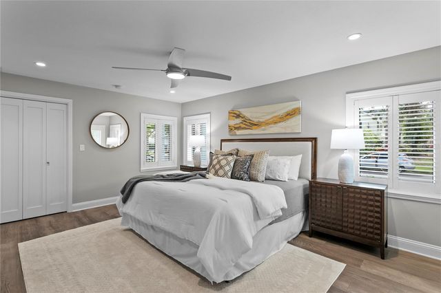 655 19TH AVENUE NE, St Petersburg, FL 33704