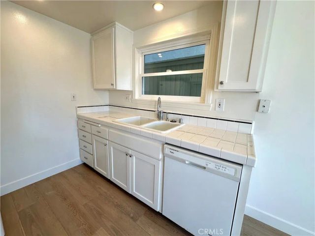 453 29th Street, Hermosa Beach, CA 90254