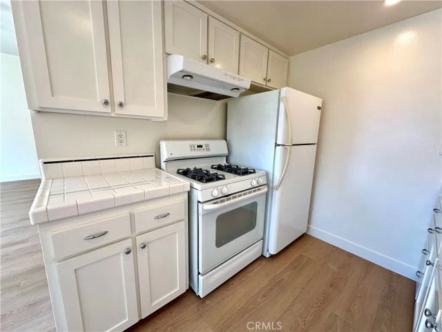 453 29th Street, Hermosa Beach, CA 90254