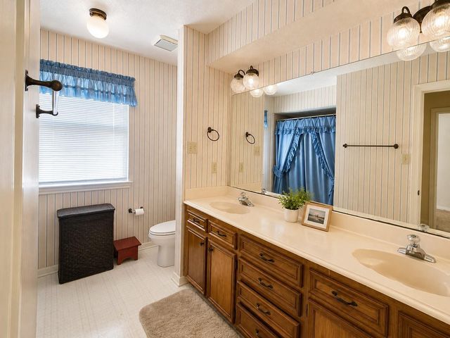 5518 Lacreek Lane, Spring, TX 77379