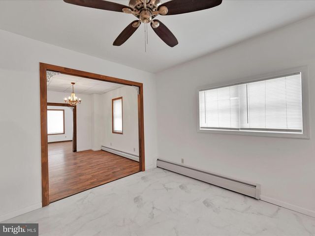 119 N OAK ST, Coal Township, PA 17866