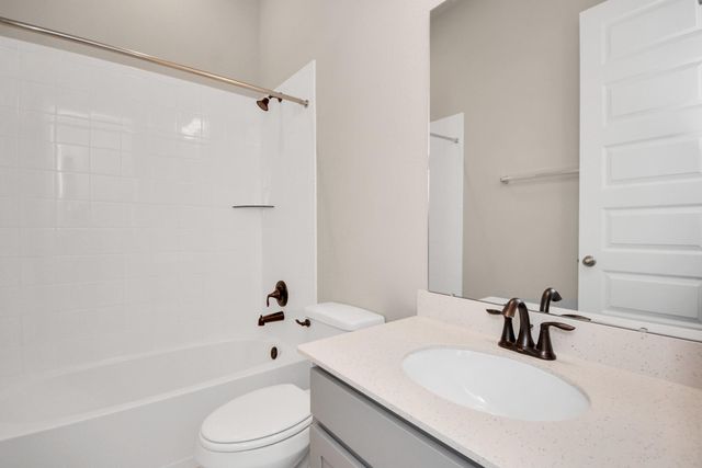 4710 Austin Landing, Fresno, TX 77545