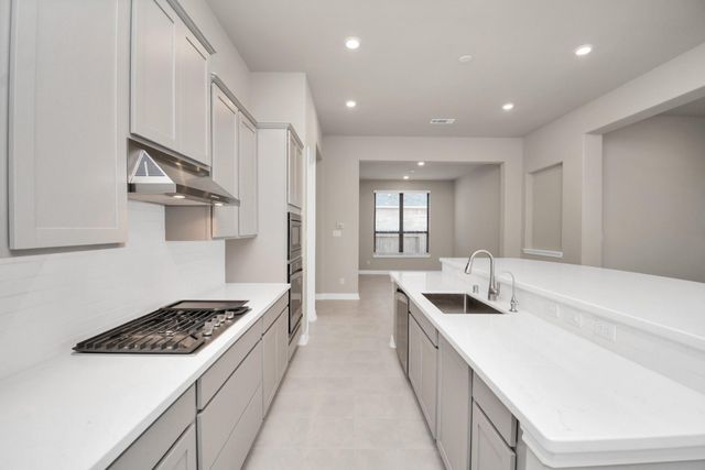 4710 Austin Landing, Fresno, TX 77545