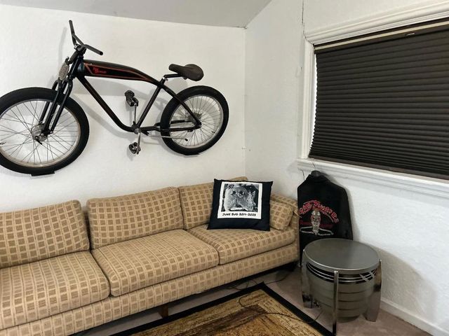 2160 Pacheco Pass Hwy, Gilroy, CA 95020