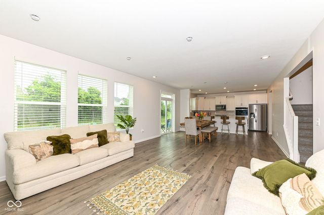 8902 Howlett Lane, Indianapolis, IN 46259