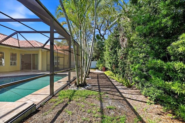 1038 WIDEVIEW AVENUE, Tarpon Springs, FL 34689