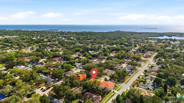 1038 WIDEVIEW AVENUE, Tarpon Springs, FL 34689