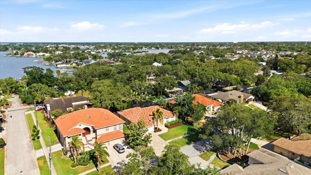 1038 WIDEVIEW AVENUE, Tarpon Springs, FL 34689