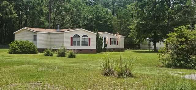 215 Walker Street, Walterboro, SC 29488
