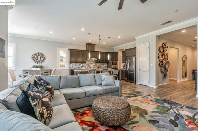 226 Wynn St, Oakley, CA 94561