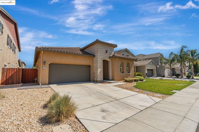 226 Wynn St, Oakley, CA 94561