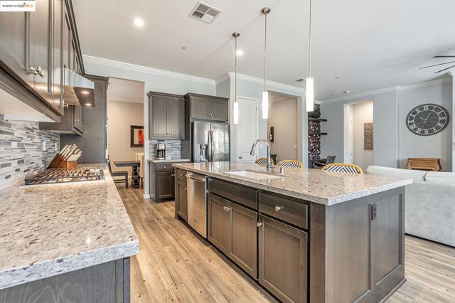 226 Wynn St, Oakley, CA 94561