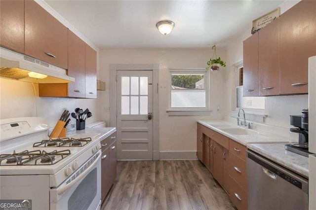 1185 Francis Street NW, Atlanta, GA 30318