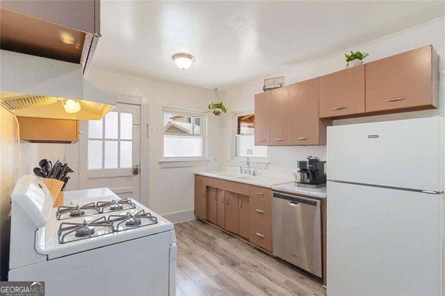 1185 Francis Street NW, Atlanta, GA 30318