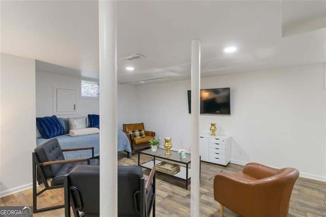 1185 Francis Street NW, Atlanta, GA 30318
