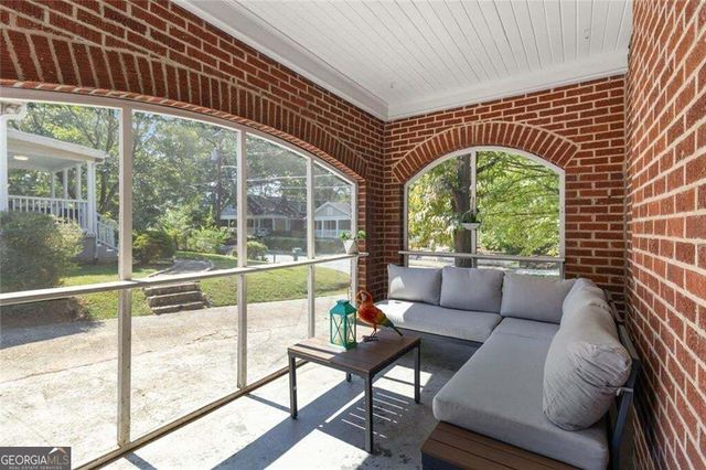 1185 Francis Street NW, Atlanta, GA 30318