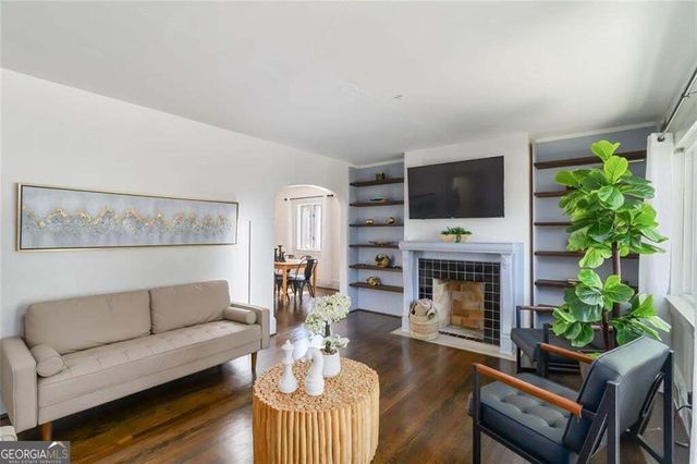 1185 Francis Street NW, Atlanta, GA 30318