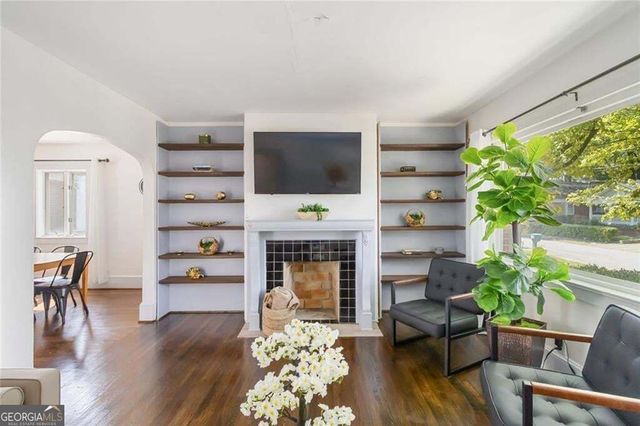 1185 Francis Street NW, Atlanta, GA 30318