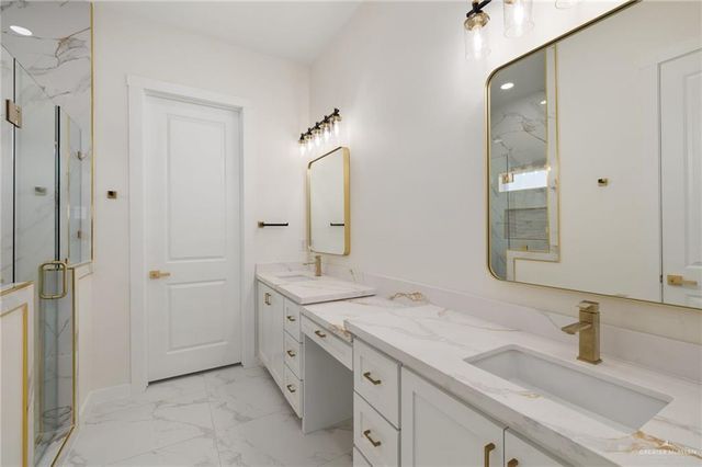 5905 N Rayo Del Sol Street, Edinburg, TX 78542