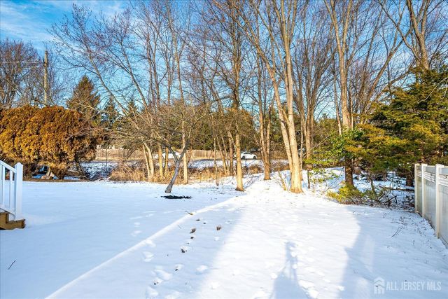 83 Sagamore Avenue, Edison, NJ 08820