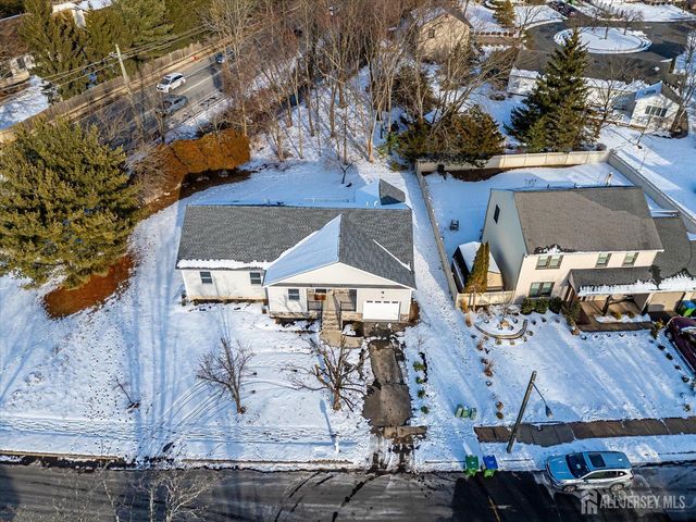 83 Sagamore Avenue, Edison, NJ 08820