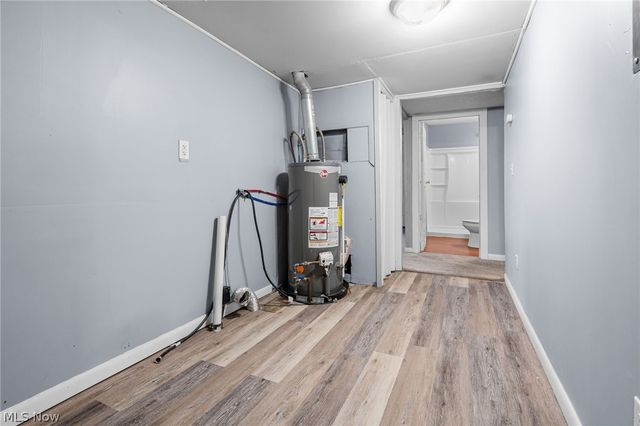 2012 Endrow Avenue NE, Canton, OH 44705