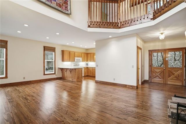 35 Red Oak Point, Big Canoe, GA 30143